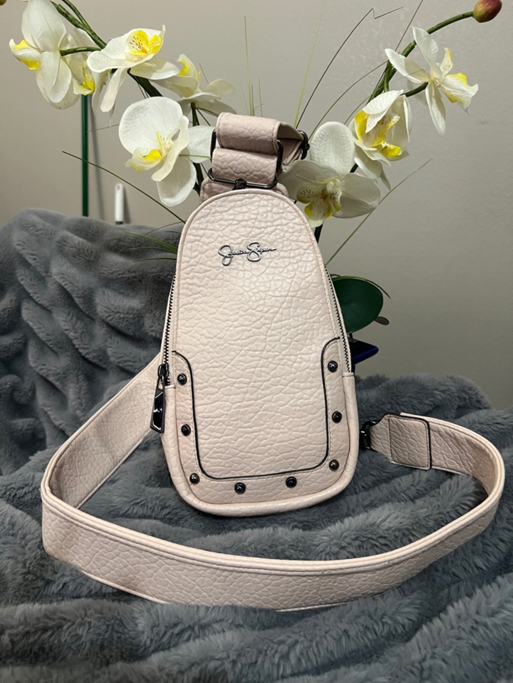 Jessica Simpson Blush Cream Textured Crossbody Sling Bag